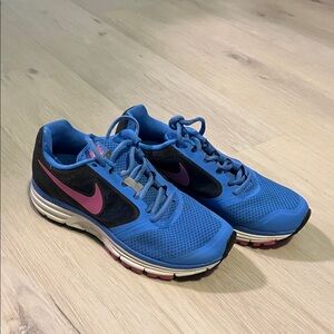 Nike Zoom Blue and Purple Sneakers